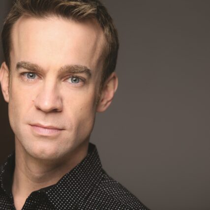 Olds_Curt_small Olds_Curt_small